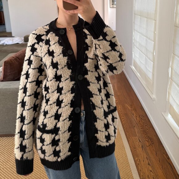 Large Scale Houndstooth Cardigan Sweater - Picture 2 of 6